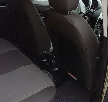 Бежевий Форд Фьюжен, об'ємом двигуна 1.4 л та пробігом 255 тис. км за 4200 $, фото 15 на Automoto.ua