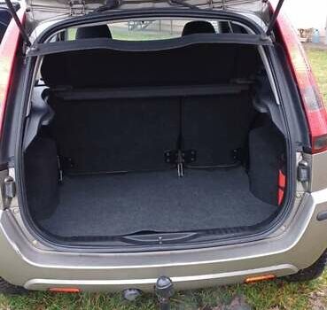 Бежевий Форд Фьюжен, об'ємом двигуна 1.4 л та пробігом 255 тис. км за 4200 $, фото 17 на Automoto.ua