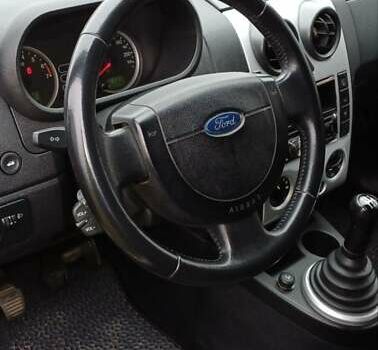 Бежевий Форд Фьюжен, об'ємом двигуна 1.4 л та пробігом 255 тис. км за 4200 $, фото 12 на Automoto.ua