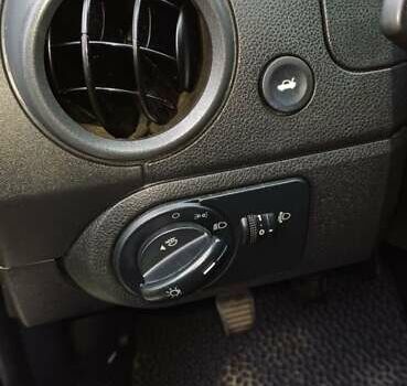 Бежевий Форд Фьюжен, об'ємом двигуна 1.4 л та пробігом 255 тис. км за 4200 $, фото 19 на Automoto.ua