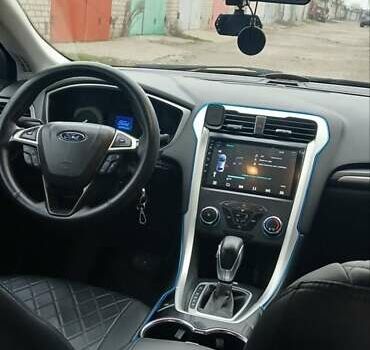 Бежевый Форд Фьюжн, объемом двигателя 2.5 л и пробегом 290 тыс. км за 8800 $, фото 11 на Automoto.ua