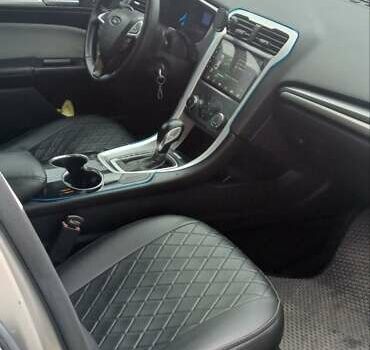 Бежевый Форд Фьюжн, объемом двигателя 2.5 л и пробегом 290 тыс. км за 8800 $, фото 10 на Automoto.ua