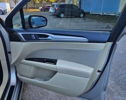 Бежевий Форд Фьюжен, об'ємом двигуна 2.49 л та пробігом 200 тис. км за 6700 $, фото 14 на Automoto.ua