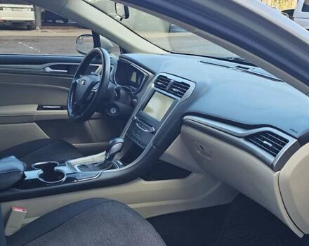 Бежевий Форд Фьюжен, об'ємом двигуна 2.49 л та пробігом 200 тис. км за 6700 $, фото 11 на Automoto.ua