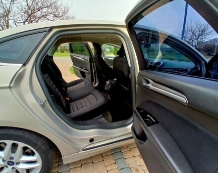 Бежевый Форд Фьюжн, объемом двигателя 2.5 л и пробегом 162 тыс. км за 9500 $, фото 6 на Automoto.ua