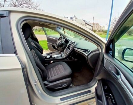 Бежевый Форд Фьюжн, объемом двигателя 2.5 л и пробегом 162 тыс. км за 9500 $, фото 5 на Automoto.ua