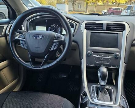 Бежевий Форд Фьюжен, об'ємом двигуна 2.49 л та пробігом 200 тис. км за 6700 $, фото 17 на Automoto.ua