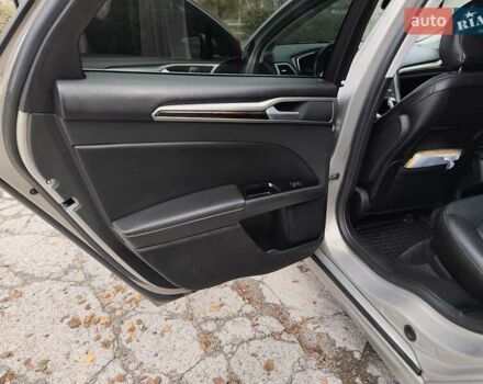 Бежевий Форд Фьюжен, об'ємом двигуна 2 л та пробігом 210 тис. км за 12700 $, фото 15 на Automoto.ua