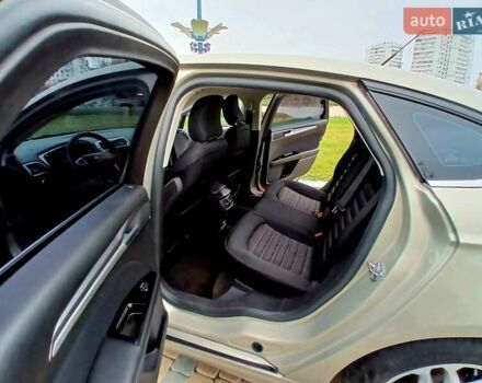 Бежевий Форд Фьюжен, об'ємом двигуна 2.49 л та пробігом 162 тис. км за 9500 $, фото 8 на Automoto.ua