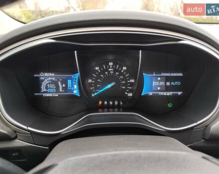 Бежевий Форд Фьюжен, об'ємом двигуна 2 л та пробігом 210 тис. км за 12700 $, фото 25 на Automoto.ua