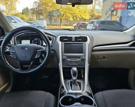 Бежевий Форд Фьюжен, об'ємом двигуна 2.49 л та пробігом 200 тис. км за 6900 $, фото 18 на Automoto.ua