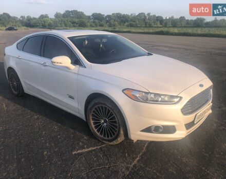 Бежевый Форд Фьюжн, объемом двигателя 2 л и пробегом 121 тыс. км за 14000 $, фото 2 на Automoto.ua