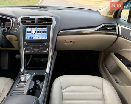 Бежевый Форд Фьюжн, объемом двигателя 2 л и пробегом 74 тыс. км за 15900 $, фото 24 на Automoto.ua