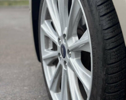 Бежевый Форд Фьюжн, объемом двигателя 2 л и пробегом 144 тыс. км за 13200 $, фото 10 на Automoto.ua