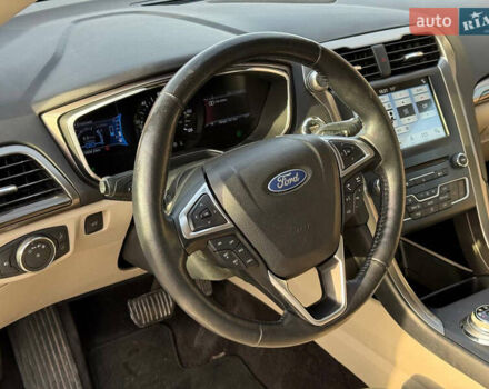 Бежевый Форд Фьюжн, объемом двигателя 2 л и пробегом 74 тыс. км за 15900 $, фото 31 на Automoto.ua
