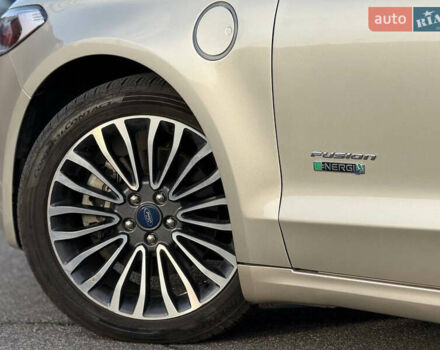 Бежевый Форд Фьюжн, объемом двигателя 2 л и пробегом 74 тыс. км за 15900 $, фото 17 на Automoto.ua