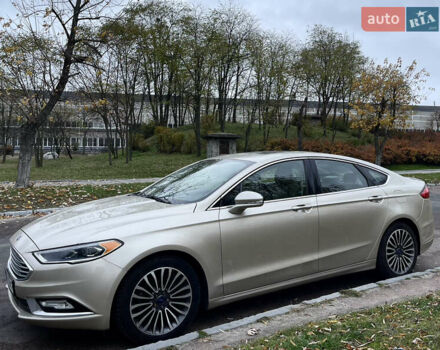 Бежевий Форд Фьюжен, об'ємом двигуна 2 л та пробігом 173 тис. км за 13900 $, фото 1 на Automoto.ua