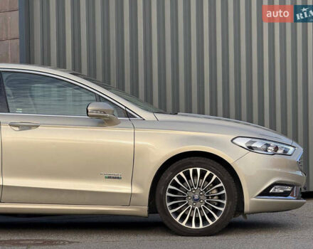 Бежевый Форд Фьюжн, объемом двигателя 2 л и пробегом 74 тыс. км за 15900 $, фото 10 на Automoto.ua