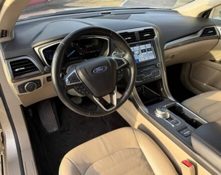 Бежевый Форд Фьюжн, объемом двигателя 2 л и пробегом 74 тыс. км за 15900 $, фото 19 на Automoto.ua