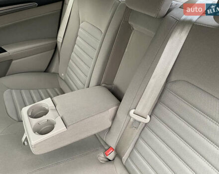 Бежевий Форд Фьюжен, об'ємом двигуна 2.49 л та пробігом 88 тис. км за 11700 $, фото 29 на Automoto.ua