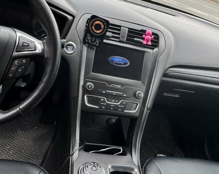 Бежевый Форд Фьюжн, объемом двигателя 2.49 л и пробегом 80 тыс. км за 12300 $, фото 9 на Automoto.ua