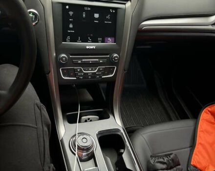 Бежевый Форд Фьюжн, объемом двигателя 1.5 л и пробегом 119 тыс. км за 14000 $, фото 29 на Automoto.ua