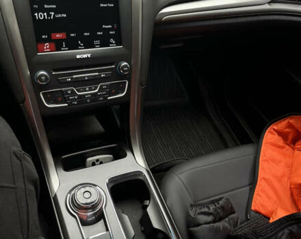 Бежевый Форд Фьюжн, объемом двигателя 1.5 л и пробегом 119 тыс. км за 14000 $, фото 28 на Automoto.ua