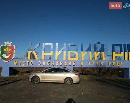 Бежевый Форд Фьюжн, объемом двигателя 2 л и пробегом 200 тыс. км за 15000 $, фото 1 на Automoto.ua