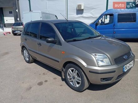 Форд Фьюжен 2004 у Миколаєві на Automoto.ua Бежевий Форд Фьюжен, об'ємом двигуна 1.6 л та пробігом 222 тис. км за 4000 $, фото 1 на Automoto.ua