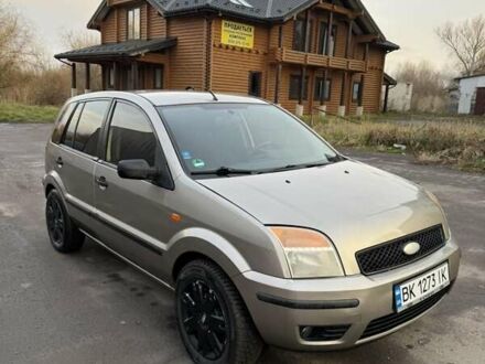 Бежевый Форд Фьюжн, объемом двигателя 1.4 л и пробегом 255 тыс. км за 4200 $, фото 1 на Automoto.ua