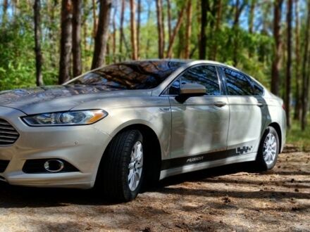 Форд Фьюжн 2014 в Запорожье на Automoto.ua Бежевый Форд Фьюжн, объемом двигателя 2.5 л и пробегом 290 тыс. км за 8350 $, фото 1 на Automoto.ua