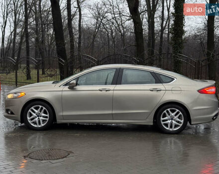 Бежевый Форд Фьюжн, объемом двигателя 2 л и пробегом 178 тыс. км за 11500 $, фото 1 на Automoto.ua