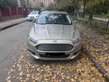 Бежевый Форд Фьюжн, объемом двигателя 2 л и пробегом 196 тыс. км за 10500 $, фото 1 на Automoto.ua