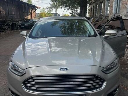 Бежевий Форд Фьюжен, об'ємом двигуна 2 л та пробігом 260 тис. км за 9500 $, фото 1 на Automoto.ua