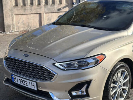 Форд Фьюжн 2017 в Полтаве на Automoto.ua Бежевый Форд Фьюжн, объемом двигателя 0 л и пробегом 105 тыс. км за 15100 $, фото 1 на Automoto.ua