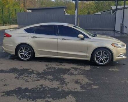 Форд Фьюжен 2017 у Києві на Automoto.ua Бежевий Форд Фьюжен, об'ємом двигуна 2 л та пробігом 45 тис. км за 14300 $, фото 1 на Automoto.ua