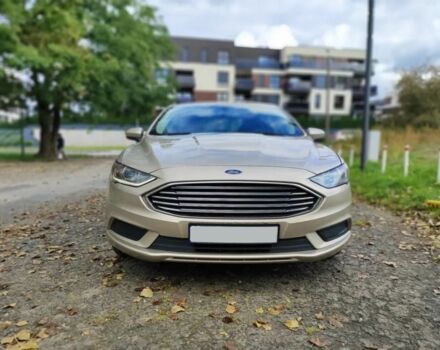 Форд Фьюжн 2017 в Киеве на Automoto.ua Бежевый Форд Фьюжн, объемом двигателя 2 л и пробегом 158 тыс. км за 8600 $, фото 1 на Automoto.ua