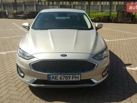 Форд Фьюжен 2019 у Кривому Розі на Automoto.ua Бежевий Форд Фьюжен, об'ємом двигуна 2 л та пробігом 86 тис. км за 16900 $, фото 1 на Automoto.ua