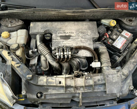 Форд Фьюжен 2002 у Хмельницькому на Automoto.ua Чорний Форд Фьюжен, об'ємом двигуна 1.6 л та пробігом 207 тис. км за 4200 $, фото 12 на Automoto.ua