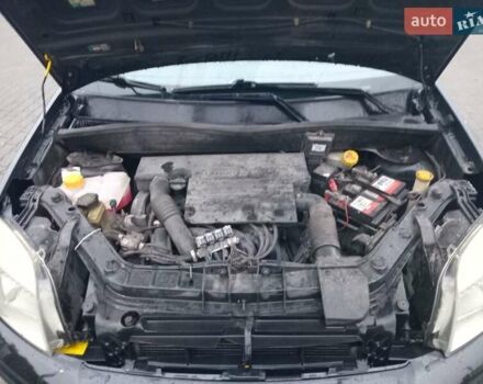 Черный Форд Фьюжн, объемом двигателя 1.6 л и пробегом 234 тыс. км за 3000 $, фото 2 на Automoto.ua