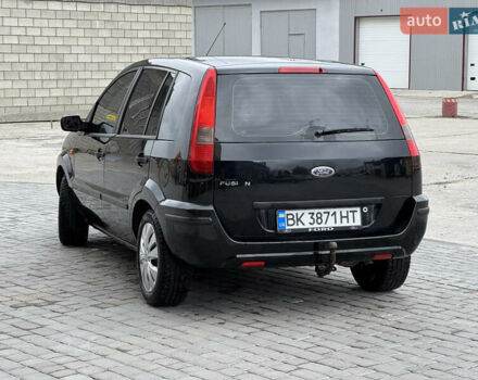 Чорний Форд Фьюжен, об'ємом двигуна 1.4 л та пробігом 175 тис. км за 3600 $, фото 1 на Automoto.ua