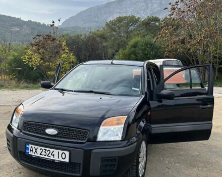 Черный Форд Фьюжн, объемом двигателя 1.39 л и пробегом 245 тыс. км за 5200 $, фото 7 на Automoto.ua