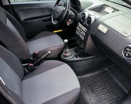 Чорний Форд Фьюжен, об'ємом двигуна 1.4 л та пробігом 210 тис. км за 5000 $, фото 3 на Automoto.ua