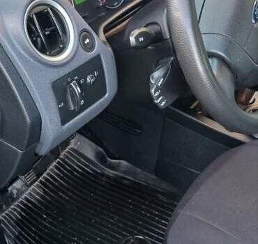 Черный Форд Фьюжн, объемом двигателя 1.4 л и пробегом 237 тыс. км за 4200 $, фото 6 на Automoto.ua