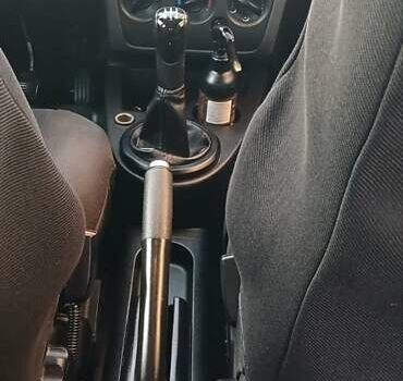 Черный Форд Фьюжн, объемом двигателя 1.4 л и пробегом 237 тыс. км за 4200 $, фото 8 на Automoto.ua