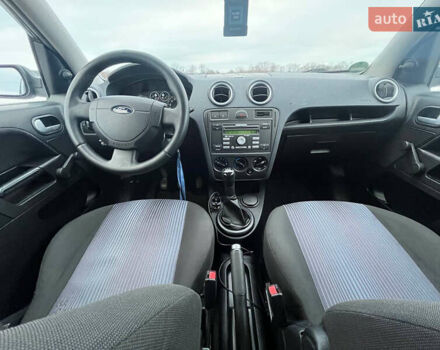 Чорний Форд Фьюжен, об'ємом двигуна 1.39 л та пробігом 237 тис. км за 4200 $, фото 17 на Automoto.ua