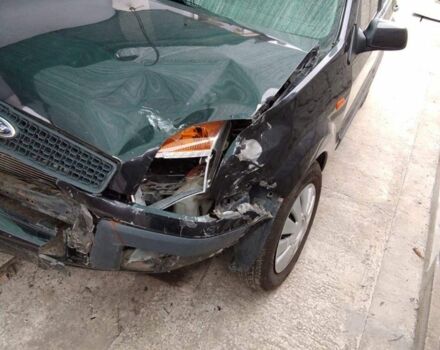 Черный Форд Фьюжн, объемом двигателя 1.4 л и пробегом 198 тыс. км за 2000 $, фото 3 на Automoto.ua