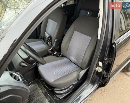 Черный Форд Фьюжн, объемом двигателя 1.4 л и пробегом 216 тыс. км за 3890 $, фото 14 на Automoto.ua