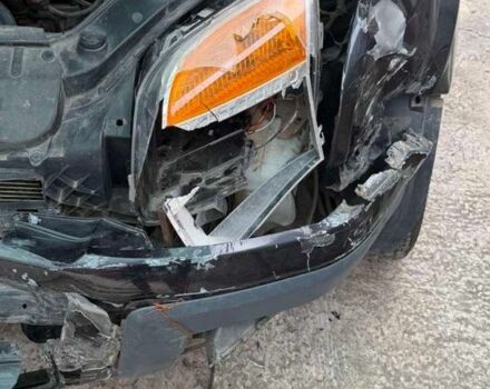 Черный Форд Фьюжн, объемом двигателя 1.4 л и пробегом 198 тыс. км за 2000 $, фото 9 на Automoto.ua