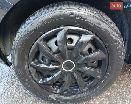 Черный Форд Фьюжн, объемом двигателя 1.4 л и пробегом 185 тыс. км за 5100 $, фото 17 на Automoto.ua